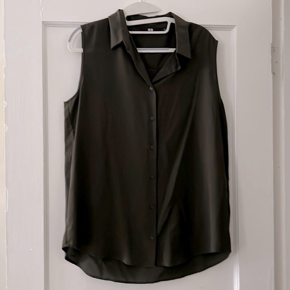 UNIQLO classic short sleeved collar shirt wrinkle resistant